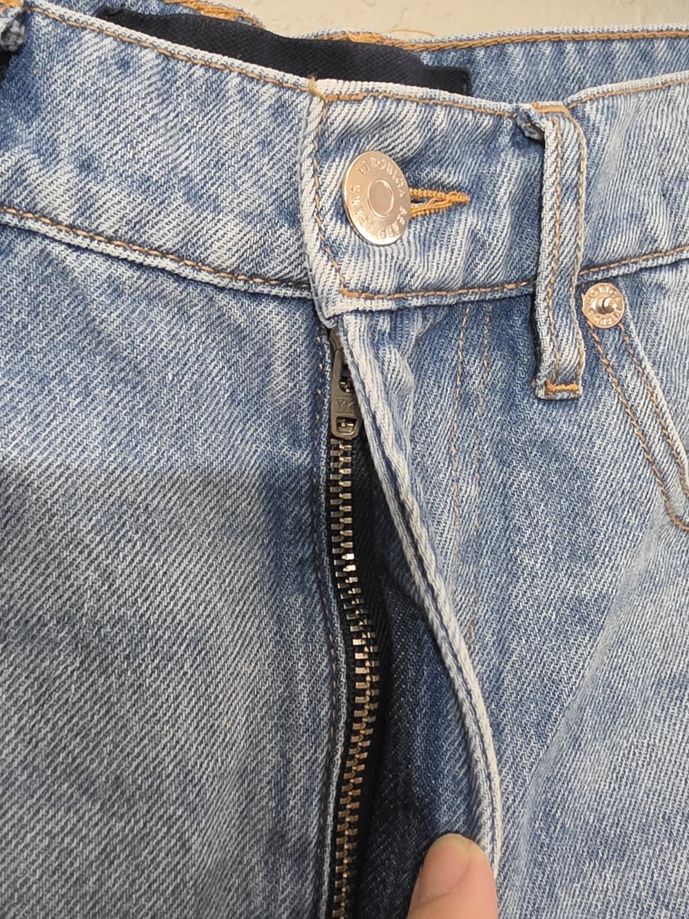 Veronica Beard Taylor Scallop Side High Rise Cropped Wide Leg Jean Nova Women 28 - Picture 6 of 11